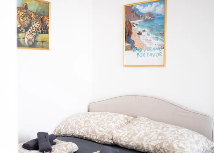 דירה Modern Design With Balcony & Free Parking - Long Term