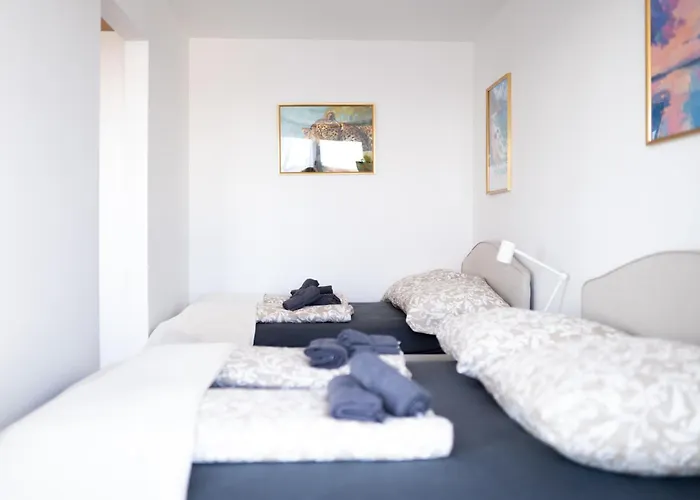 דירה Modern Design With Balcony & Free Parking - Long Term *